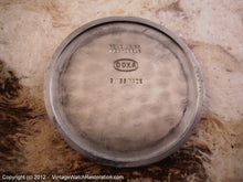 Load image into Gallery viewer, Salmon Dial Doxa with Fine Hands, Manual, Large 35mm