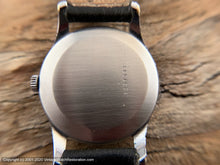 Load image into Gallery viewer, Doxa Original Golden Amber Dial with Perfect Second Tick Markers around Edge, Manual, 35mm
