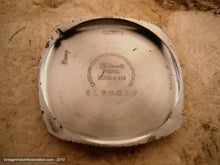 Load image into Gallery viewer, Elgin Avigo Black with Decorative Cushion Case, Manual, 30x30mm