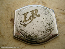 Load image into Gallery viewer, Rare Original Elgin Avigo with Winged Tonneau Case, Manual, 30x38mm