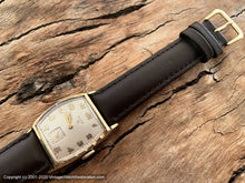 Load image into Gallery viewer, Elgin 1952 Cal 683 Tonneau Scalloped Case, Manual, 26x36mm