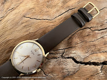 Load image into Gallery viewer, Elgin 17 Self Winding Perfect Pearl Dial with Bubble Back Case, Automatic, 34mm