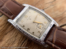 Load image into Gallery viewer, Elgin Barrel Decorative Case with Original Dial and Jewel Tipped Crown, Manual, 26.5x36.5mm