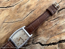 Load image into Gallery viewer, Elgin Barrel Decorative Case with Original Dial and Jewel Tipped Crown, Manual, 26.5x36.5mm