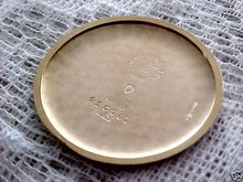 Load image into Gallery viewer, Girard-Perregaux Solid 18K Gold, Manual, Large 35mm