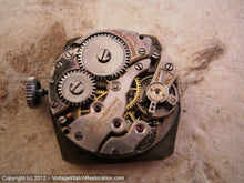 Load image into Gallery viewer, All Original Art Deco Goering Tank, Manual, 26x37mm