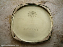 Load image into Gallery viewer, Tonneau Gruen with Silver Dial and Luminous Numbers, Manual, 33x40mm