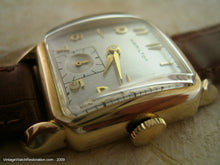 Load image into Gallery viewer, Hamilton "Fulton" Gold Square - A Little Gem, Manual, 26.5x37mm