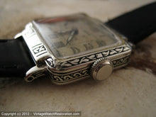 Load image into Gallery viewer, All Original Illinois 'New Yorker' or 'Manhattan' Art Deco Gem, Manual, 28x34mm