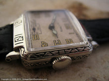 Load image into Gallery viewer, Gorgeous Art Deco Illinois 'New Yorker' with Original Parchment Dial, Manual, 27.5x34mm