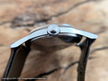 Load image into Gallery viewer, Junghans Original Champagne Dial with Perfect Minute-Second Tick Markers, Date, Manual, 32mm