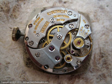 Load image into Gallery viewer, Minty Square 'TV Style' LeCoultre in 14K Gold Case, Manual, 26x26mm