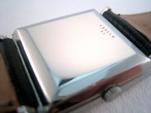 Load image into Gallery viewer, Big Square Longines Ultra-Chron with Date, Automatic, Large 31x31mm