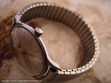 Load image into Gallery viewer, Pristine Longines Silver Dial Classic, Manual, 33mm
