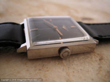 Load image into Gallery viewer, Longines Square Glossy Black Dial, Manual, 28.5x36mm