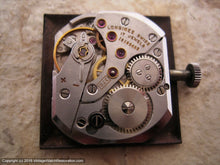 Load image into Gallery viewer, Longines Square Glossy Black Dial, Manual, 28.5x36mm