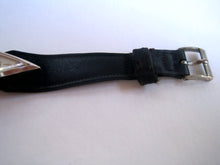 Load image into Gallery viewer, Louvic Triangular Mystery, Manual, 48x22mm