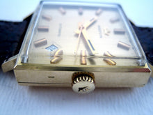 Load image into Gallery viewer, Marvin 18K Gold Square, Automatic, 29x29mm