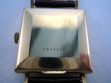 Load image into Gallery viewer, Marvin 18K Gold Square, Automatic, 29x29mm