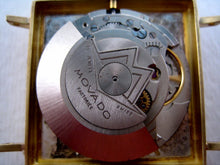 Load image into Gallery viewer, Large Movado 18K Square with Date, Automatic, 29.5x29.5mm