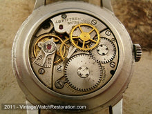 Load image into Gallery viewer, Complicated Calendar Movado with Original Dial, Manual, 32.5mm