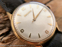 Load image into Gallery viewer, Movado Silver White Textured Pattern Dial with Golden Markers, Manual, 31.5mm