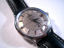 Load image into Gallery viewer, Rare Omega Pie Pan Constellation, Automatic, 34.5mm