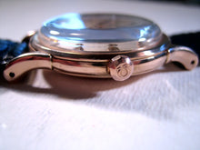 Load image into Gallery viewer, Omega 18k Rose Gold Constellation, Automatic, Large 35.5mm