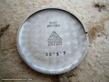 Load image into Gallery viewer, Handsome Omega with Mellow Mustardy Dial, Manual, Very Large 35mm