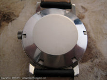 Load image into Gallery viewer, Classic Omega Pristine Baton Style Pearl White Dial with Date, Automatic, Large 35mm