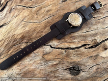 Load image into Gallery viewer, Omega Early, Original Ambered Dial, Cool Christmas 1946 Incription, 9K Gold Case, Manual, 28.5mm