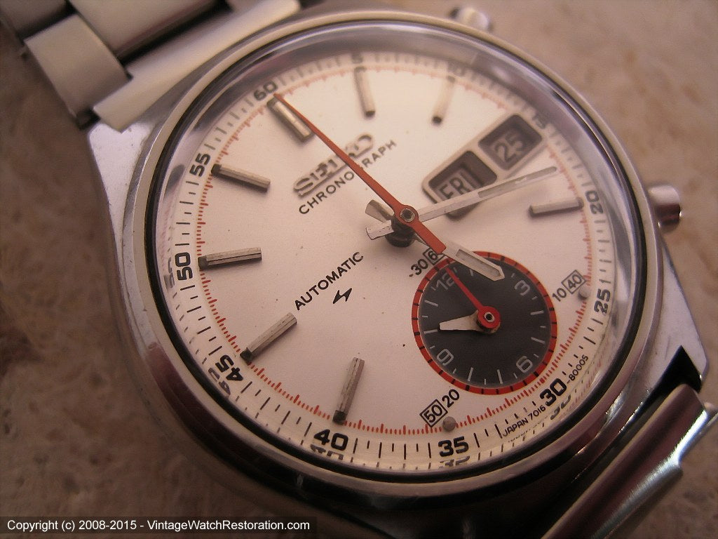 Attractive Day/Date Seiko Chronograph Model 7016, Automatic, V