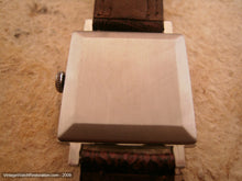 Load image into Gallery viewer, Square and Stylish German Stowa, Manual, 28x28mm