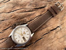 Load image into Gallery viewer, Seiko '5' Near Perfect Snow White Dial Day/Date, Automatic, 34.5mm