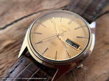 Load image into Gallery viewer, Seiko '5' Golden Dial Day-Date (English and Arabic), Automatic, 35.5mm