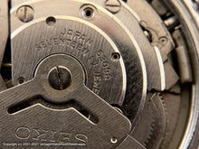 Load image into Gallery viewer, Seiko '5' Two Tone Silver Dial with Tuxedo Striped Design Inside, Day-Date , Automatic, 36.5mm