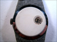 Load image into Gallery viewer, Modern design Tissot with date, Automatic, 36mm