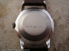Load image into Gallery viewer, Large and Classic Universal with Light Butter Dial , Manual, Very Large 35mm