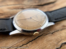 Load image into Gallery viewer, Universal Geneve Salmon Patina Dial with Elegant Gold Hands, Bumper Automatic, 35mm