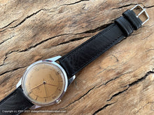 Load image into Gallery viewer, Universal Geneve Salmon Patina Dial with Elegant Gold Hands, Bumper Automatic, 35mm