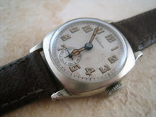 Load image into Gallery viewer, Elegant and Stylish Original Van Buren Nickel Tonneau 1920 Gem, Manual, 31x37mm
