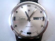 Load image into Gallery viewer, Perfect NOS Zodiac Day/Date, Automatic, Large 35mm