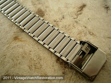 Load image into Gallery viewer, Zodiac Glorious Textured Pearl Pan Shape Dial, Manual, 34mm