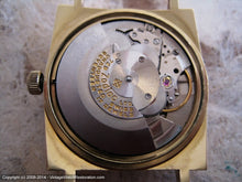 Load image into Gallery viewer, Zodiac 'Corsair' Green Marbled Roman Dial with Date, Automatic, 31x38mm