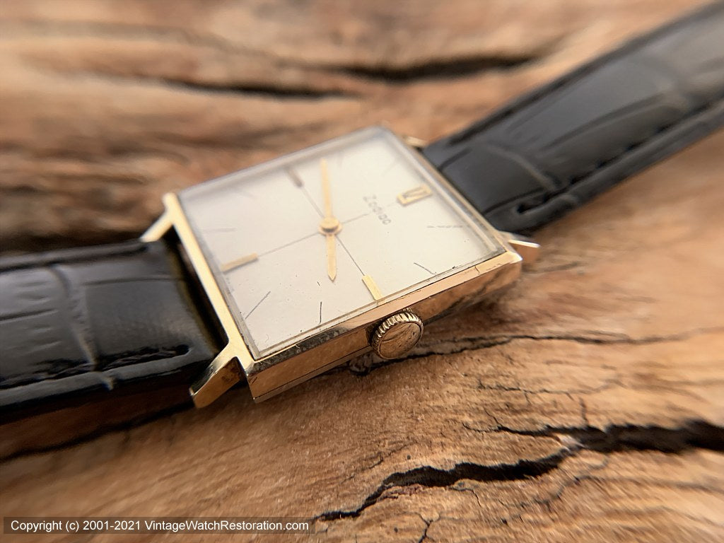 Zodiac Cross Hair on Silver-White Dial in Square Case, Manual