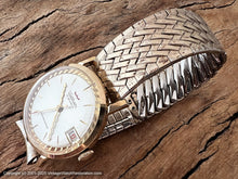 Load image into Gallery viewer, Waltham Curvy Hands Date with Original Drema Scissor Bracelet, Manual, 32mm
