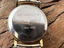 Load image into Gallery viewer, Omega Classic Silver Dial with Gold Hour Markers, Day-Date, Automatic, 35mm
