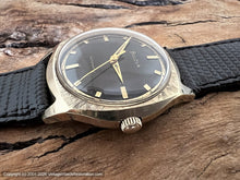 Load image into Gallery viewer, Bulova NOS Black Dial Beauty in Stunning Gold Textured Bezel Case, Automatic, 32.5x38mm
