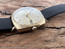 Load image into Gallery viewer, Accutron Light Bronze Dial and Date in Sunburst Square Tonneau Case, Electric, 34x40mm
