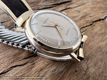 Load image into Gallery viewer, Croton 'Aquamatic' NOS with Perfect Dial and Bracelet, Automatic, 32.5mm
